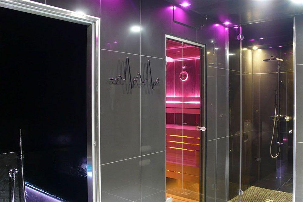La Cour Des Augustins Boutique Gallery Design Hotel Geneva Exterior photo