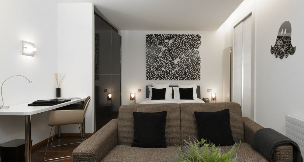 La Cour Des Augustins Boutique Gallery Design Hotel Geneva Exterior photo